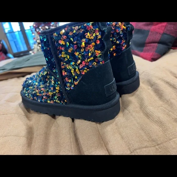 Ugg sequin - Picture 1 of 4